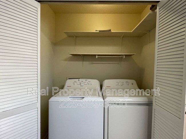 Building Photo - 11350 Blanton Ave