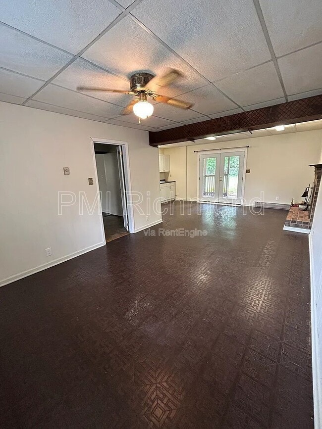 Building Photo - 11633 Olde Coach Dr