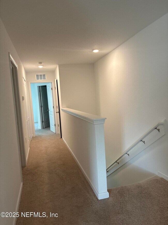 Building Photo - 49 Blue Hvn Rd