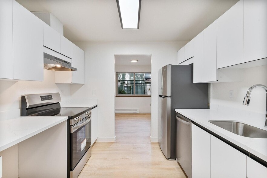 Interior Photo - Maplewood Apartments