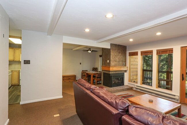 Building Photo - Walk to everything! Partially Furnished! Flexible lease terms!