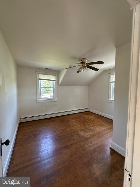 Building Photo - 6501 Glenbard Ct