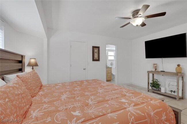 Building Photo - 1324 SW 1st Ave