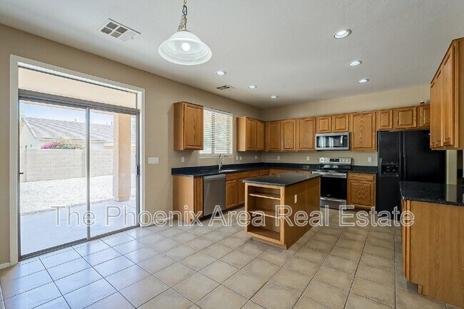 Building Photo - 43476 Caven Dr