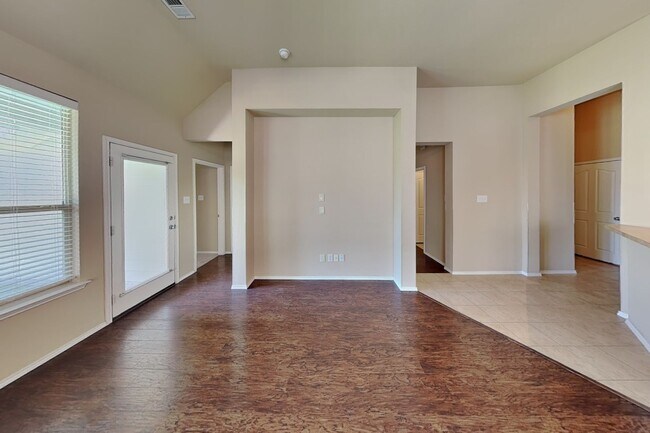 Building Photo - Modern Living Meets Texas Charm in the Heart of Vista West!