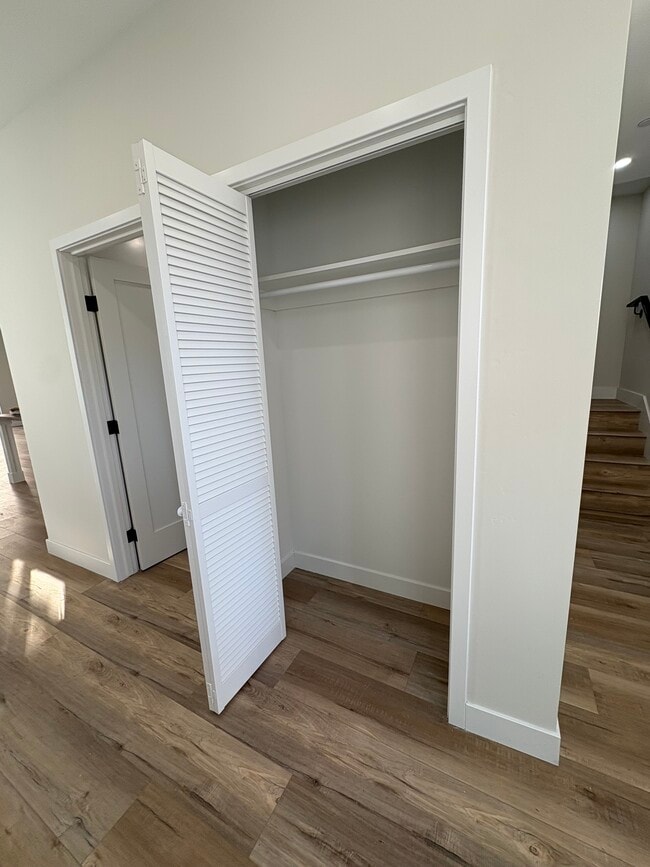 Building Photo - 258 Donax Ave