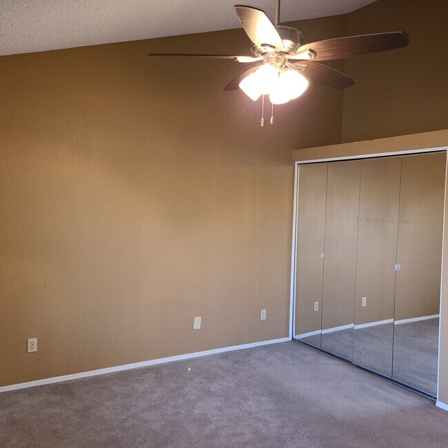 Building Photo - 3491 N Arizona Ave