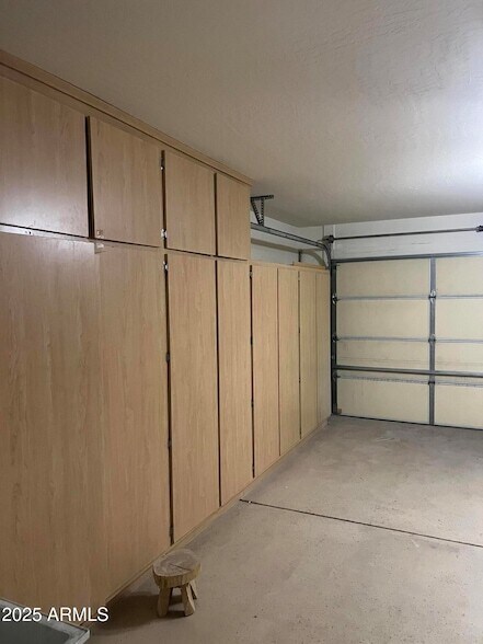 Building Photo - 35282 N Shorthorn Trail
