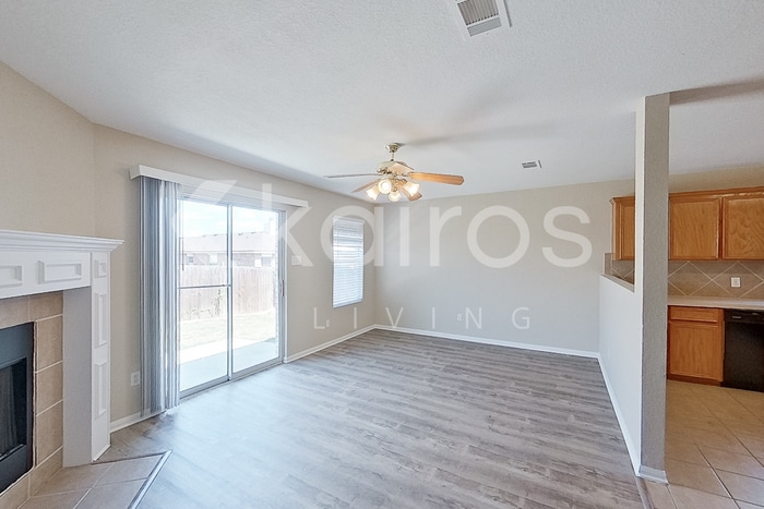 Building Photo - 3601 Starfish Dr