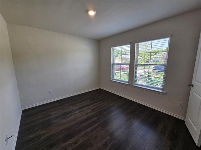 Building Photo - 2220 Rosemary Wy