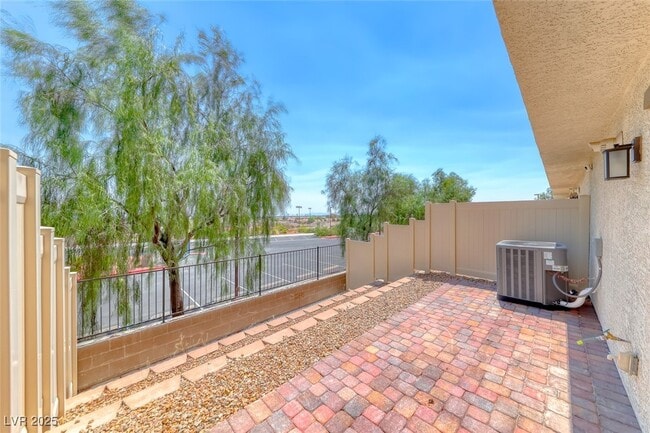 Building Photo - 3728 Enchanted Sky St