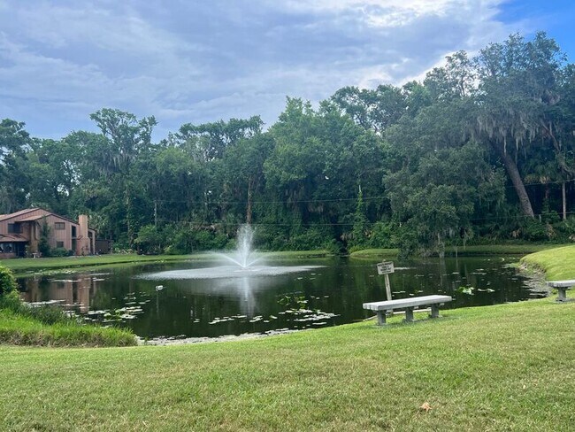 Building Photo - 44 Park Pl