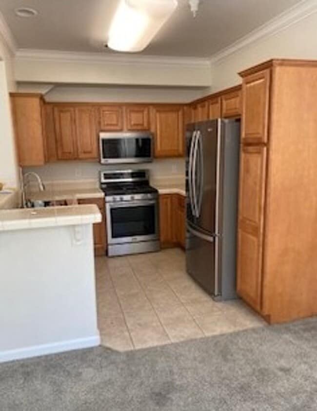 Building Photo - Shasta View Gardens Home - AVAILABLE for Move In