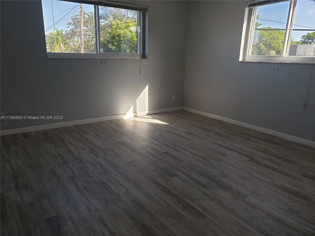 Building Photo - 1818 Rodman St