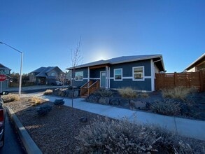 Building Photo - 20781 Kilbourne Loop