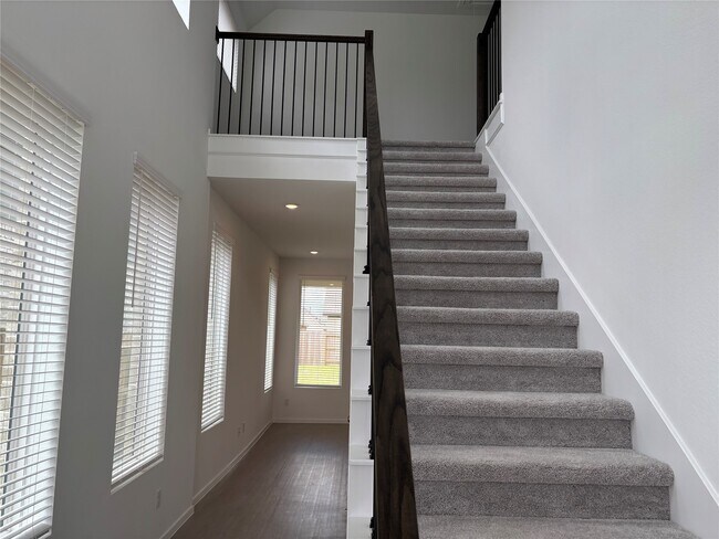 Building Photo - 6307 Serenity View Ln
