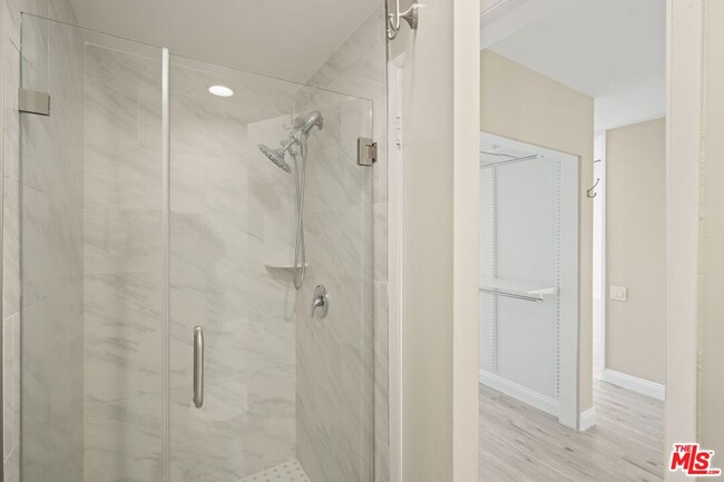 Building Photo - 18103 Coastline Dr