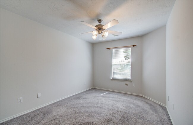 Building Photo - 15103 Petal Rose Ct