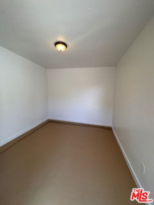 Building Photo - 1434 W 22nd St