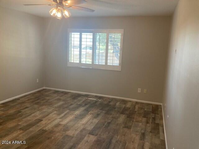Building Photo - 25858 S New Town Dr