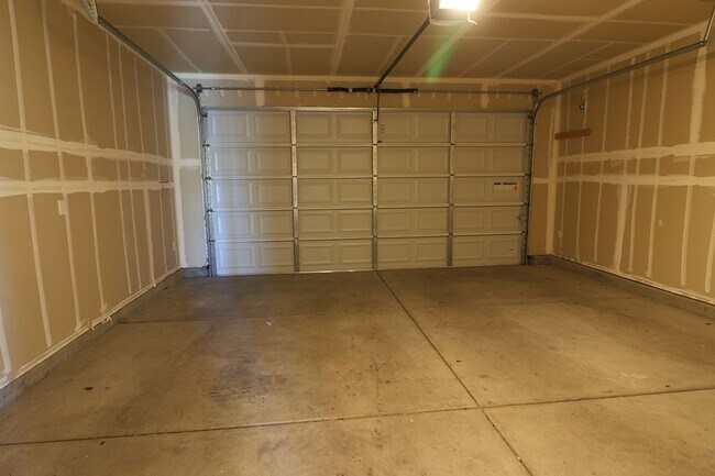 Building Photo - 3349 Gulling Rd