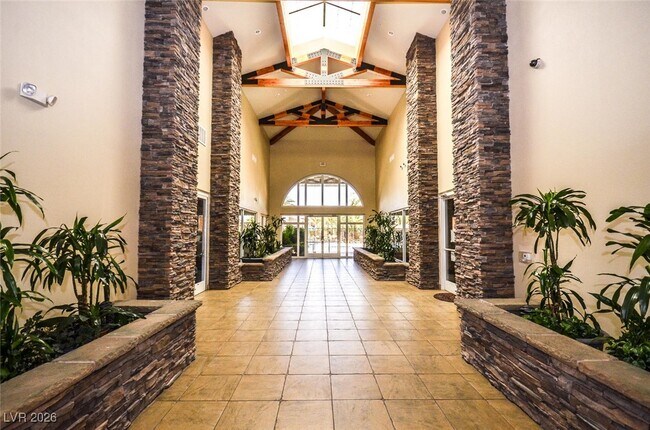 Building Photo - 9050 W Warm Springs Rd