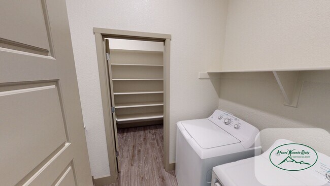 Building Photo - Vacant- Must Apply to schedule viewing