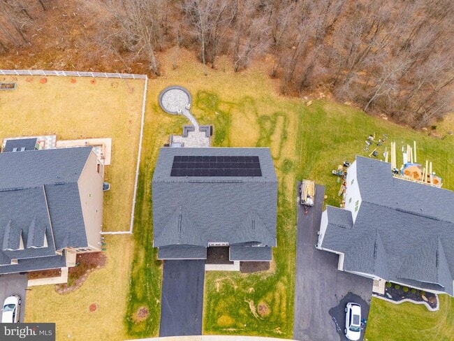 Building Photo - 13605 Otono Dr