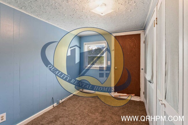 Building Photo - Available Now in Fenton!!!