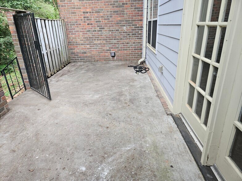Building Photo - 148 Glen Acres Ct