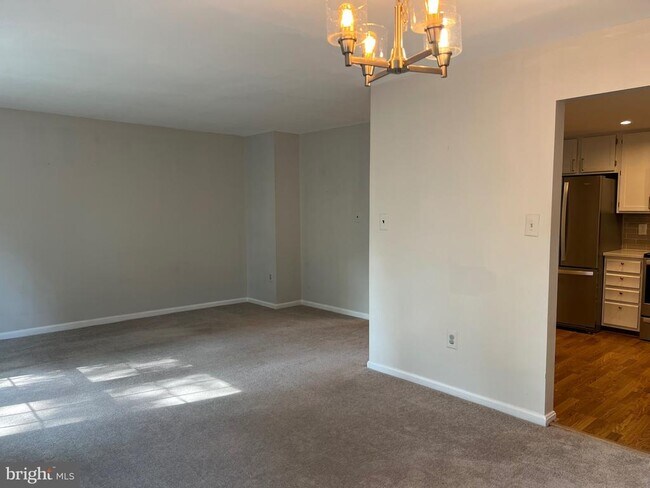 Building Photo - 7384 Jiri Woods Ct