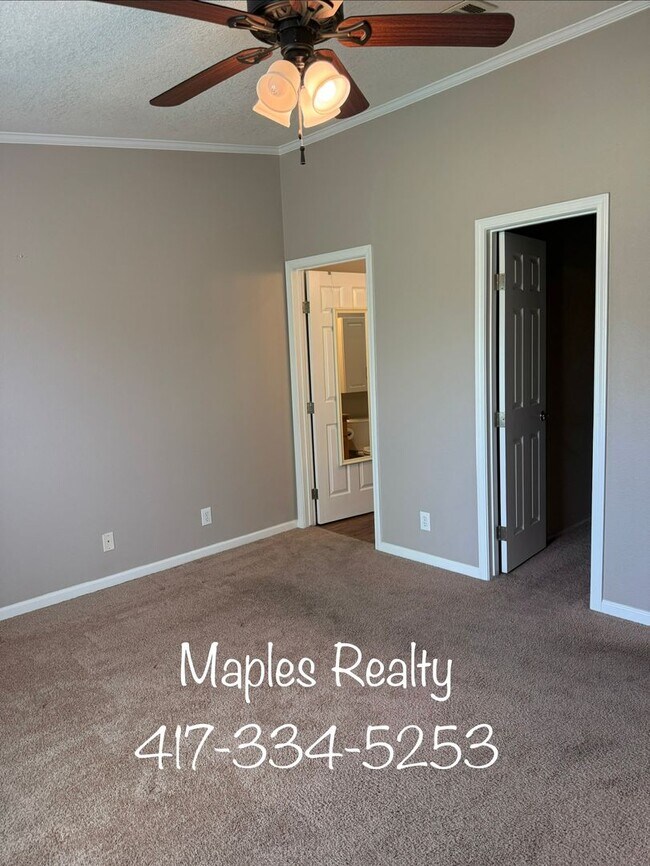 Building Photo - 3 Bedroom, 2 Bath Home for RENT in Branson, MO