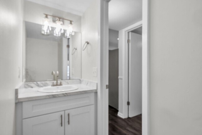 Building Photo - 108 Womack Rd