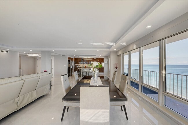Building Photo - 4100 Galt Ocean Dr
