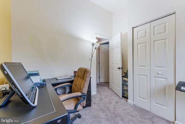 Building Photo - 7840 Foxfarm Ln