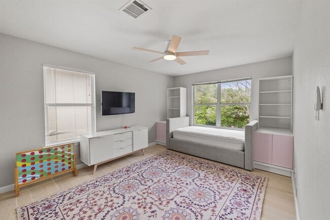 Building Photo - 12761 Council Bluff Dr