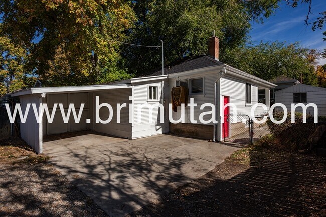 Building Photo - 1102 S 800 E