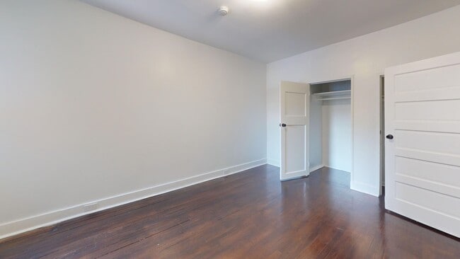 Building Photo - 518 Shepherd St NW