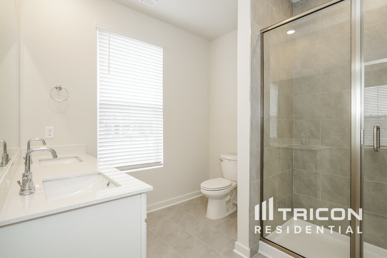 Building Photo - 6405 Lake Run Ct