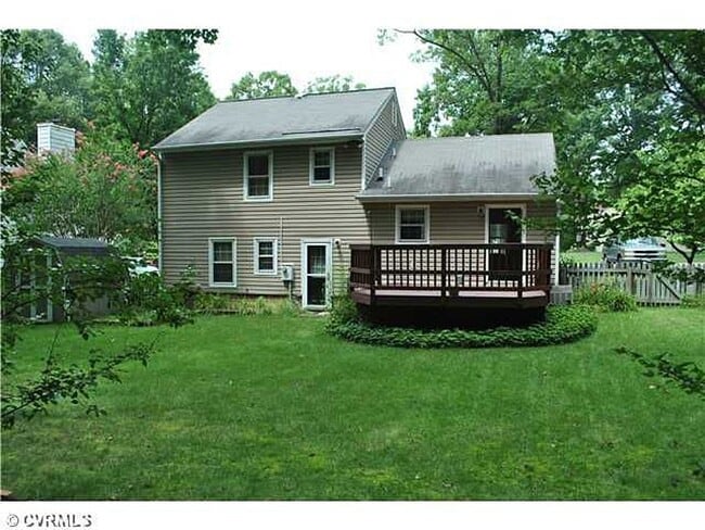 Building Photo - 4 BR/ 2 BA Spacious Glen Allen Tri-level. Available 12/15!