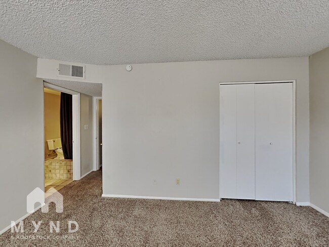 Building Photo - 18230 North 42nd Pl