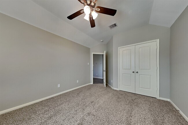 Building Photo - 12915 Madison Boulder Ln