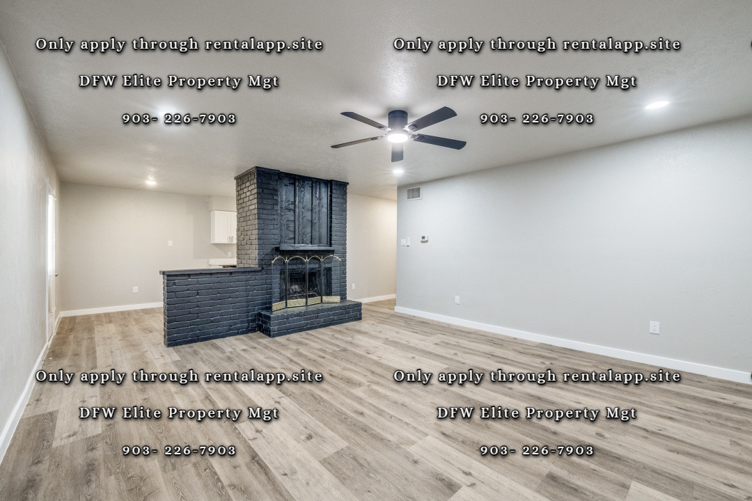 Building Photo - 1417 Kitty Hawk Dr