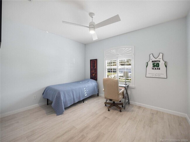 Building Photo - 155 56th Dr SW