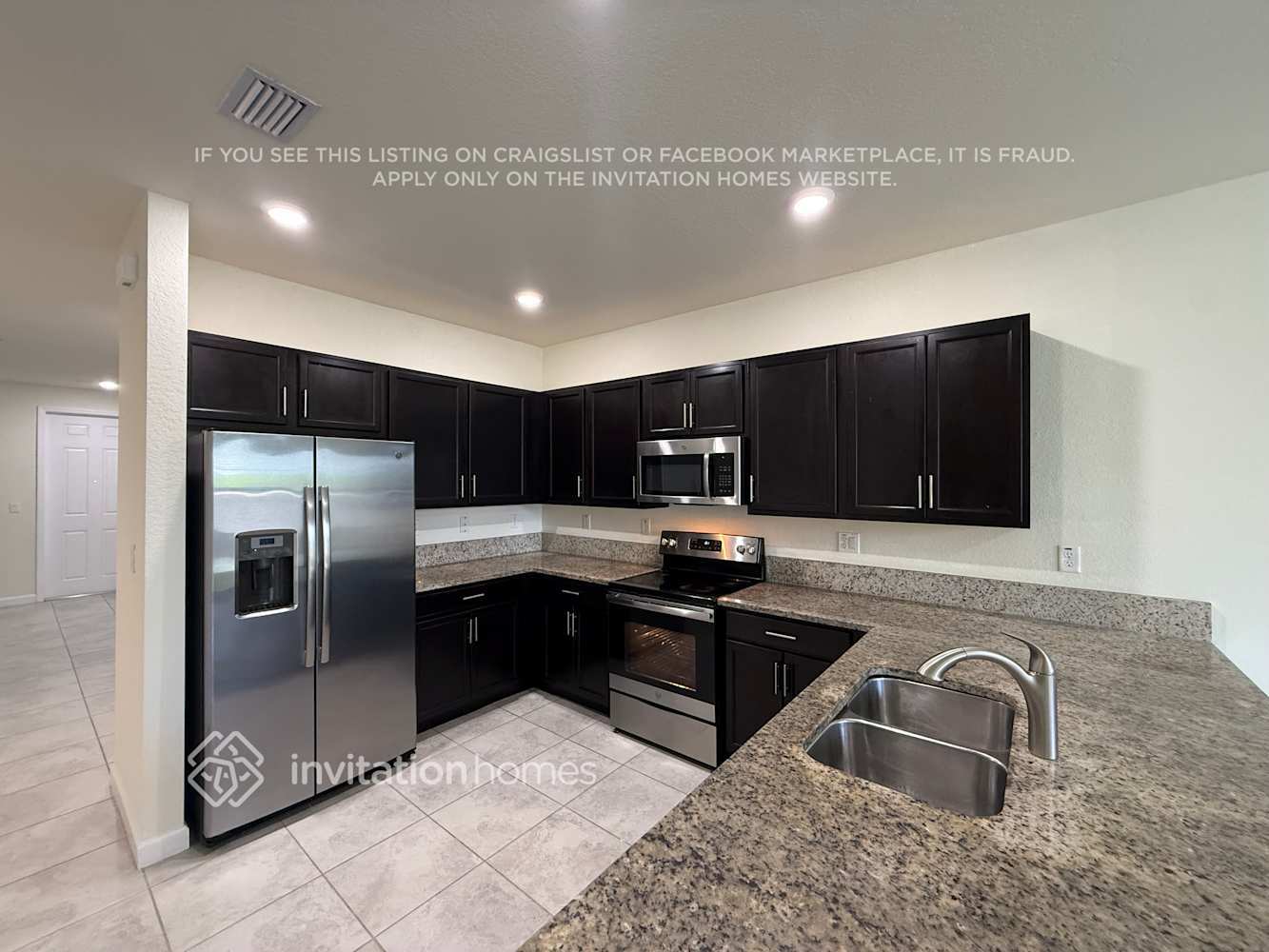 Building Photo - 10550 W 35th Way