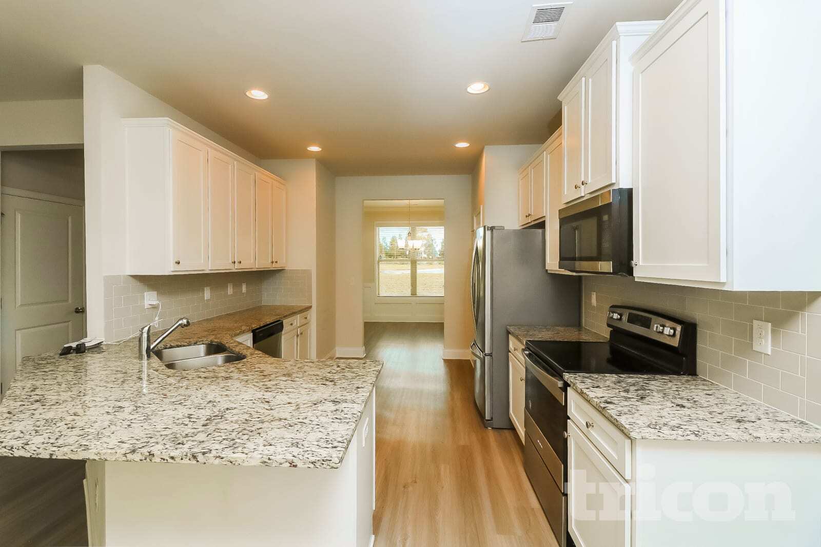 Building Photo - 471 Ireland Ln