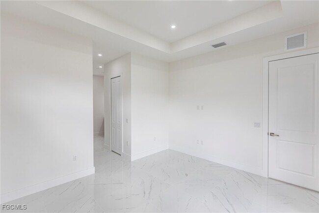 Building Photo - 2502 East 10th Street