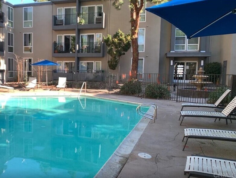 Building Photo - 4860 Rolando Ct