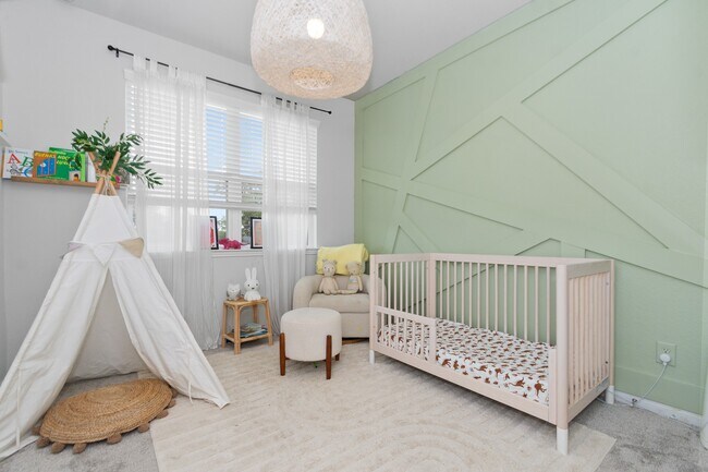 Building Photo - 5426 Oriente Ln