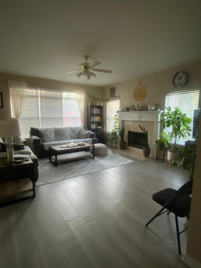 Primary Photo - 2502 Younger Ct